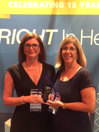 Julie Jones, RN, Director of Quality and Donna Calloway, RN, CNO of Dale Medical Center pictured receiving Excellence in Patient Care Award at National Conference.Julie Jones, RN, Director of Quality and Donna Calloway, RN, CNO of Dale Medical Center pictured receiving Excellence in Patient Care Award at National Conference.